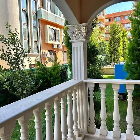 Valencia Gardens, Несебр