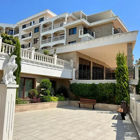Апартаменты Valencia Gardens,